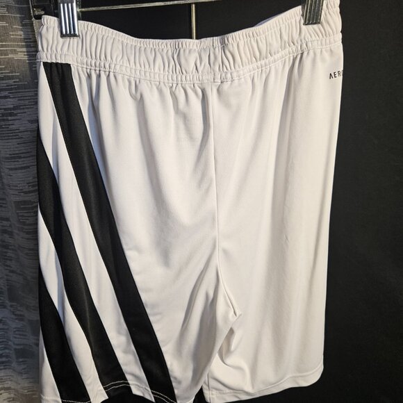 Adidas White Running/Gym Shorts Size Large - Picture 2 of 5